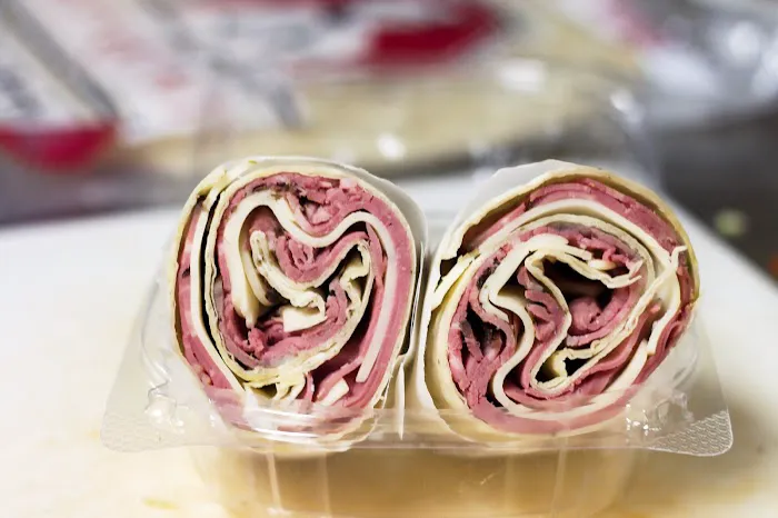Simply Fresh Deli & Catering Picture 1