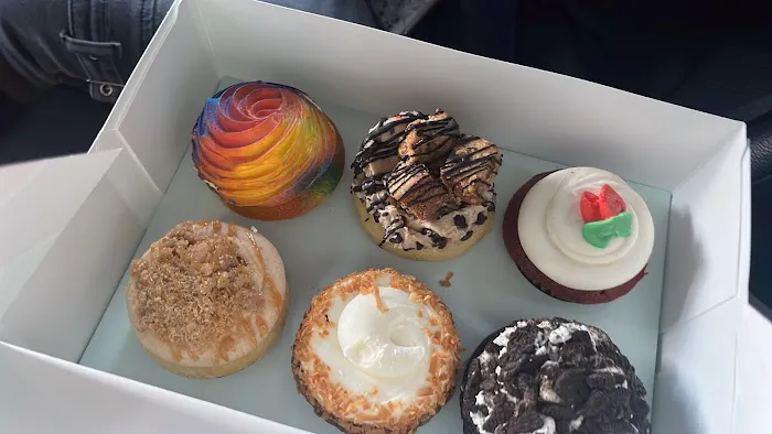 Cupcakes By Carousel Picture 1