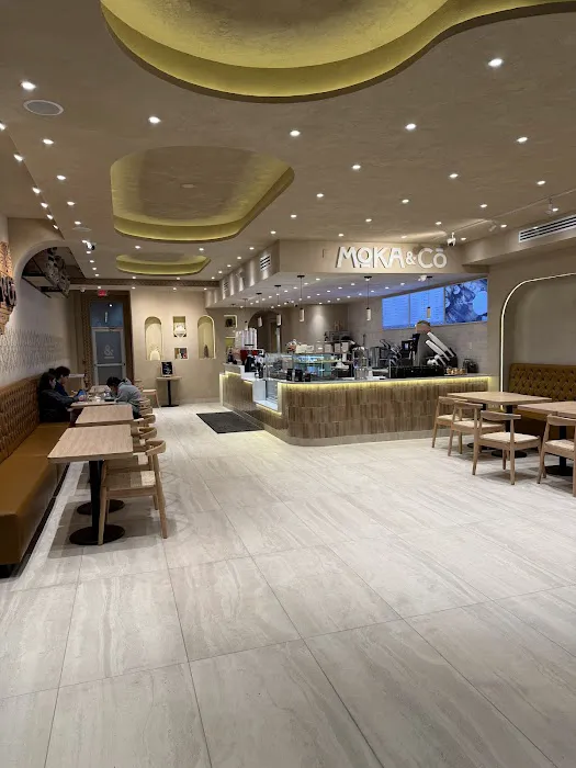Moka & Co Picture 5