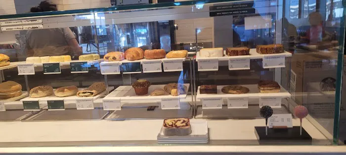 Starbucks Picture 6