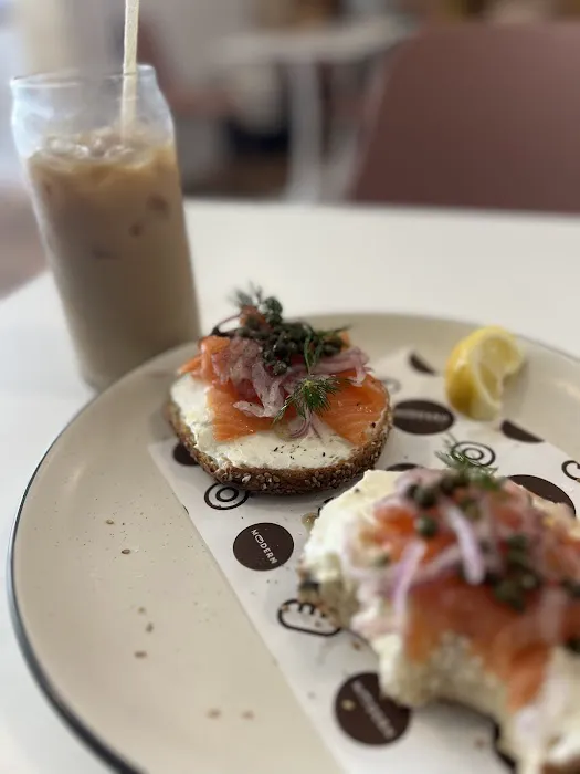 Modern Bread and Bagel Picture 1