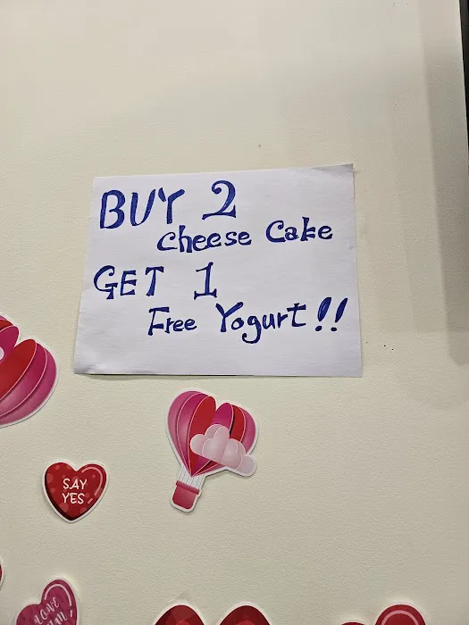 Hey yogurt Englewood Picture 3