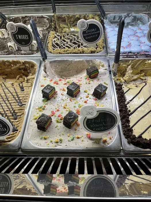 Bianco Nero Gelato Picture 5