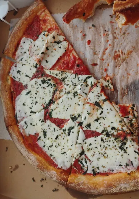 Crispy Crust Pizza Picture 9