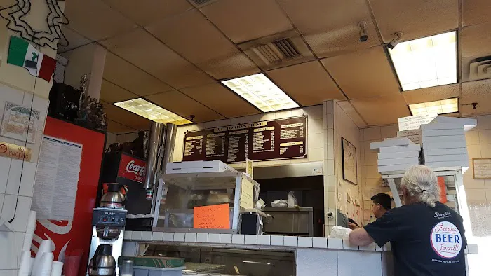 Vittorio's Pizzeria Picture 1