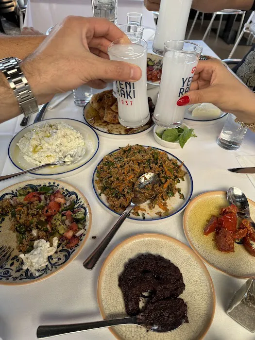 Lulu Mediterranean Grill - Englewood Picture 5