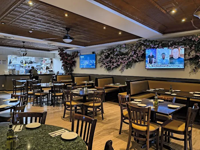 Cassie's Restaurant Picture 3