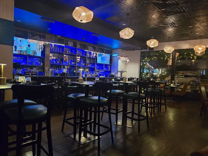 CZEN Restaurant Englewood Picture 4