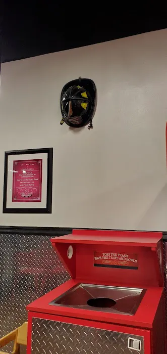 Firehouse Subs Palisade Avenue Picture 4