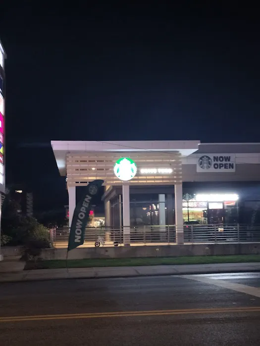 Starbucks Picture 5