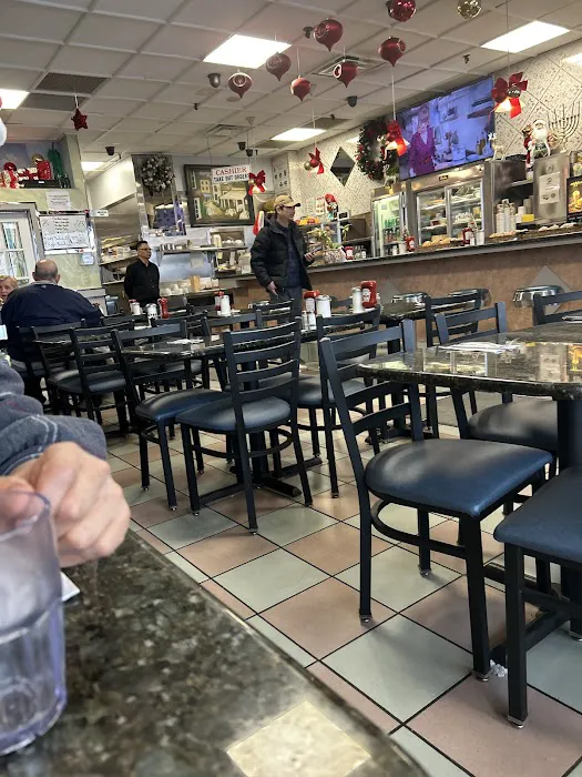 Uncle Bill's Diner Picture 7