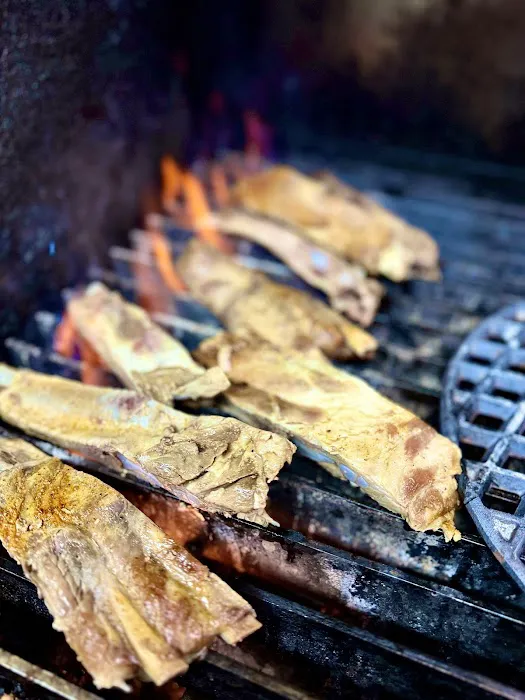 Rocco's BBQ Alley - Flame Grilled BBQ & Brews Picture 9