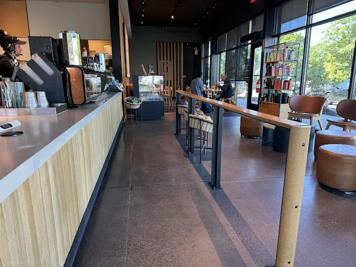 Starbucks Picture 8