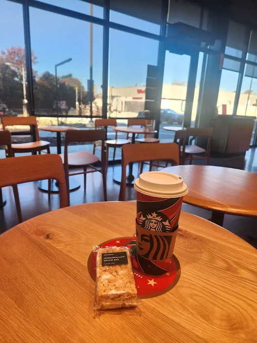 Starbucks Picture 10
