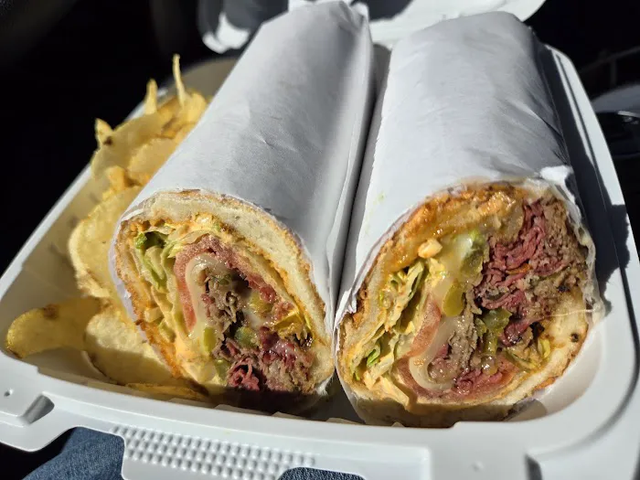 LENNY'S GRILL AND DELI Picture 6