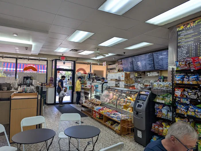 Cristina's Deli & Grill Picture 3