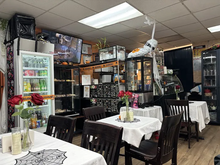 ZHUMI BAKERY & RESTAURANT Picture 4