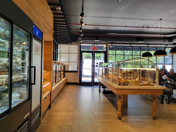 Paris Baguette Picture 6