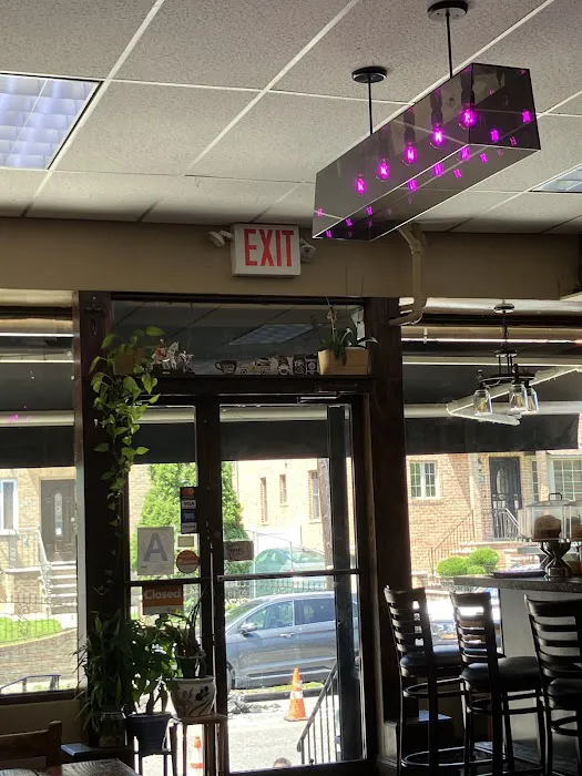 Little Diner Picture 9