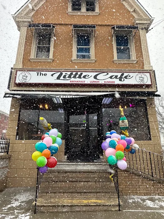 Little Diner Picture 7