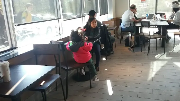 Starbucks Picture 10
