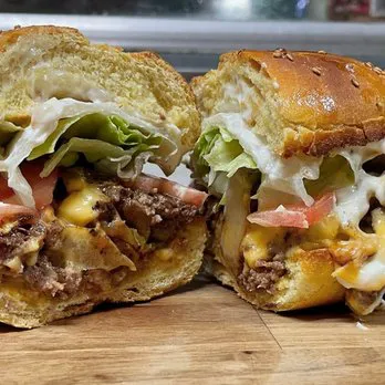 Bowne Park Deli Picture 2