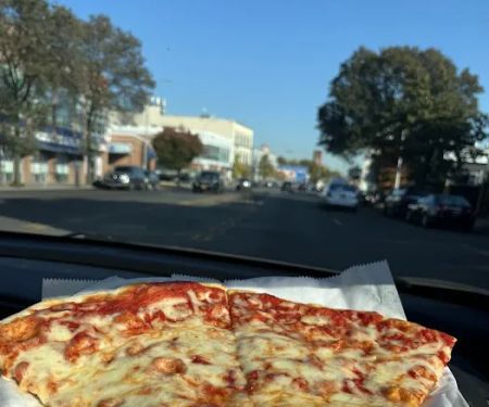 X-tra Cheese Pizzeria