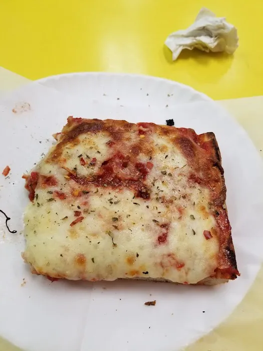 X-tra Cheese Pizzeria Picture 6