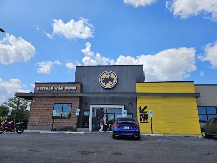 Buffalo Wild Wings Picture 9