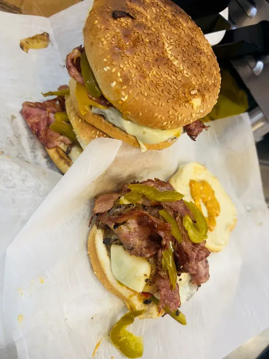 Parkchester DELI Picture 3