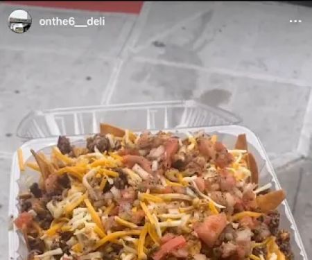 On The 6 Deli Grocery