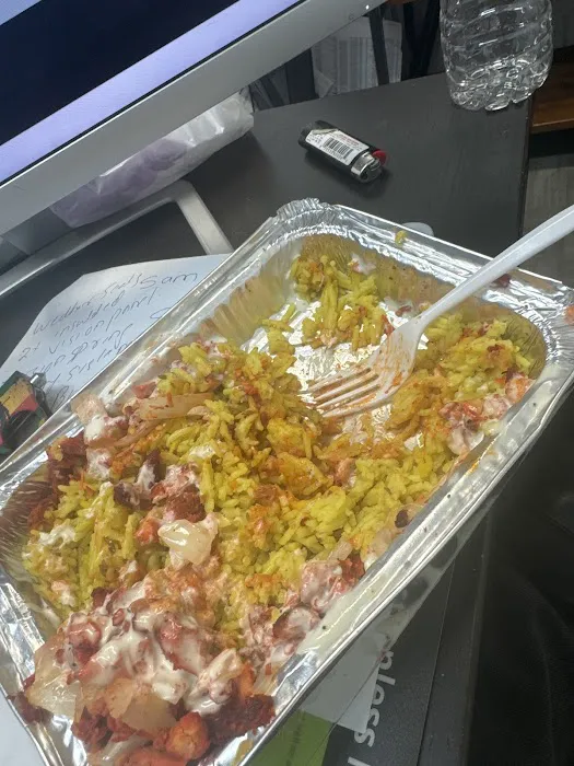 Halal Bites Parkchester Picture 5