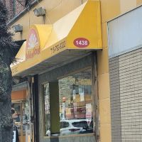 Golden Krust Caribbean Restaurant ico