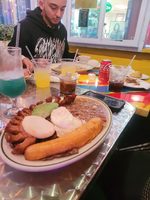 La Cucharita Paisa Picture 4