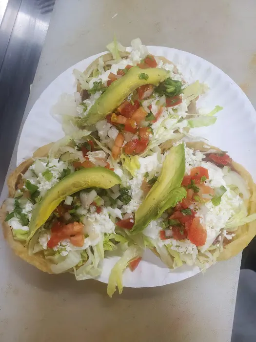 Taqueria Nachos Picture 2