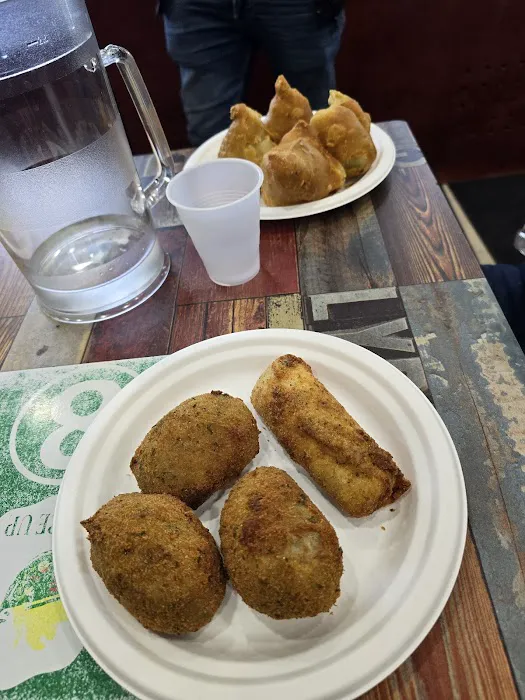 SPICE UP SWEETS AND RESTAURANT Picture 5
