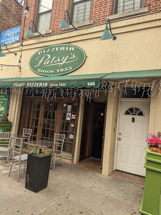 Patsy's Pizzeria Morris Park Picture 8