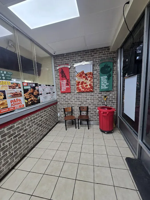 Papa Johns Pizza Picture 3