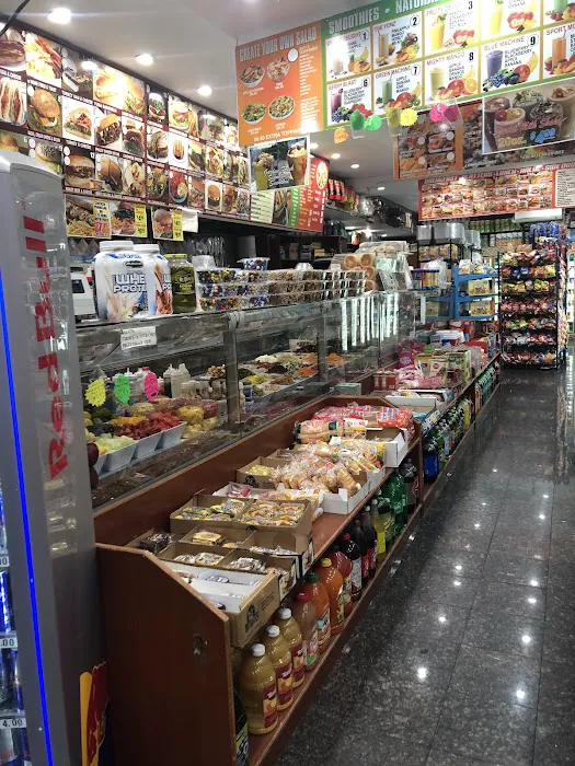 Garden fresh gourmet Deli Picture 1