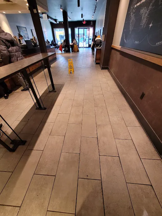 Starbucks Picture 2