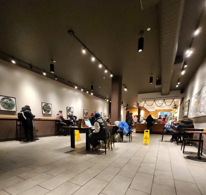 Starbucks Picture 5