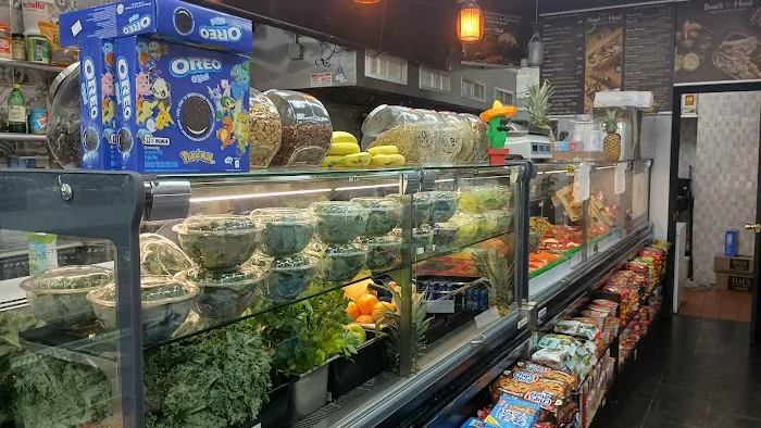 Green Apple deli Picture 7
