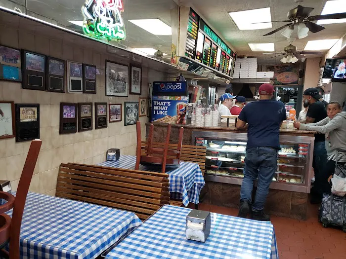 John & Joe's Pizzeria and Restaurant Picture 8