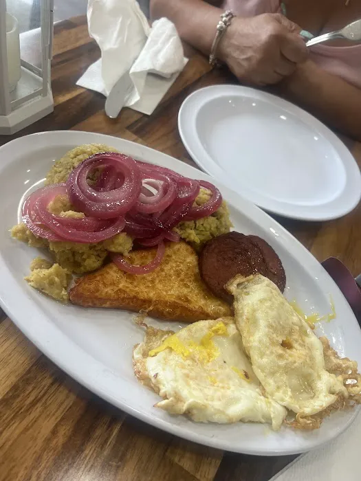 Gustitos Latino Restaurant Picture 2