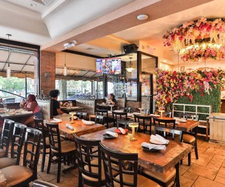 Cafe Colonial Restaurant