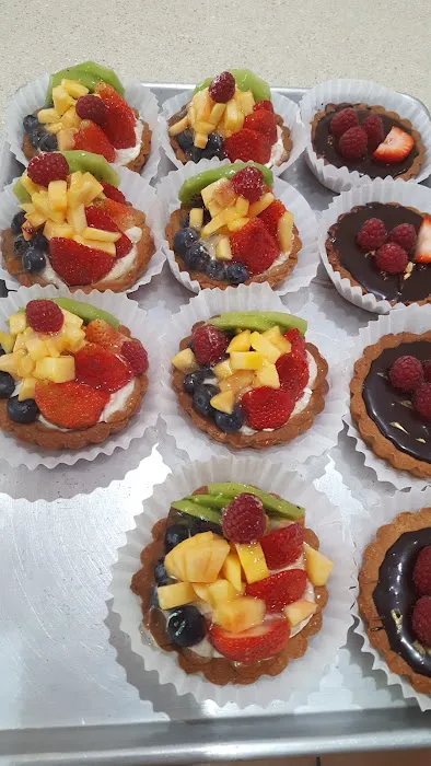 Ana's Bakery & Cafe Picture 4