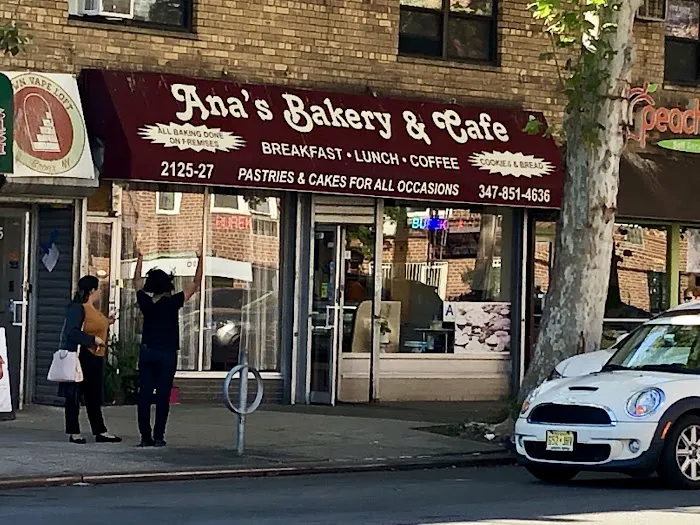 Ana's Bakery & Cafe Picture 10