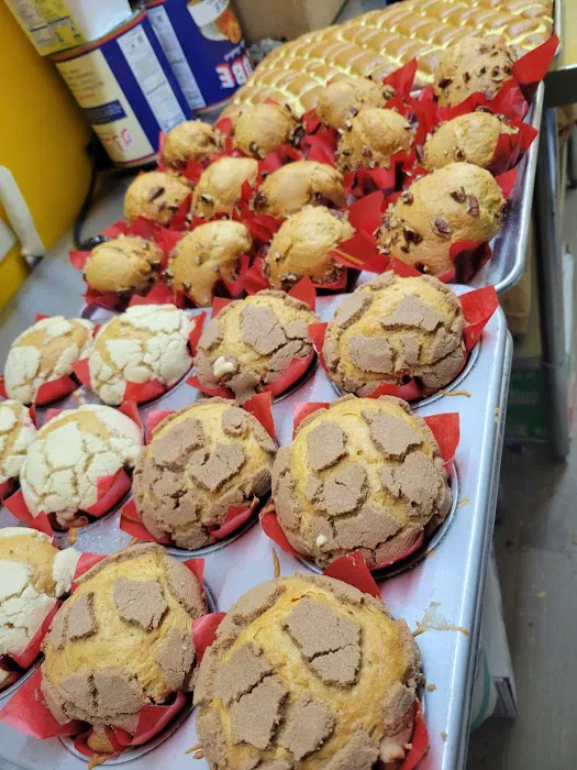 La Diana Bakery Picture 3