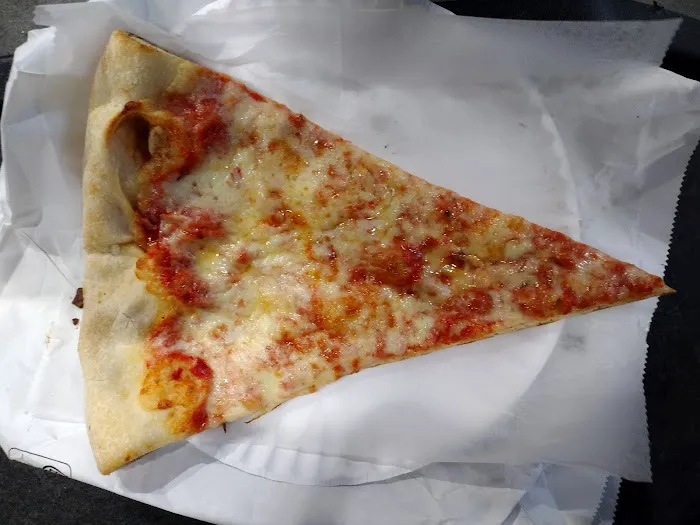 Sorrento's Pizzeria Restaurant Picture 3