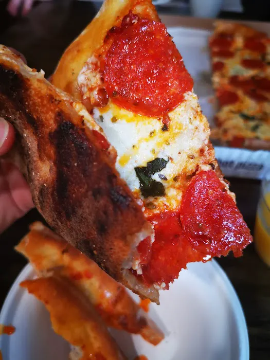 Sorrento's Pizzeria Restaurant Picture 9